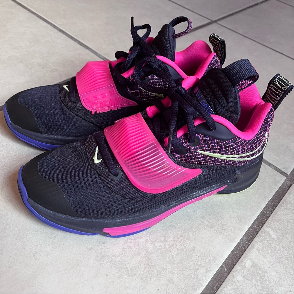Nike Zoom Freak 3 GS Basketball Cave Purple Pink Blast Lemon Twist sz 4 Unisex